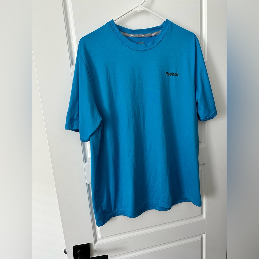 MENS MENS REEBOK PLAYDRY WORKOUT TRAINING GYM RUNNING T-SHIRT TOP SZ L